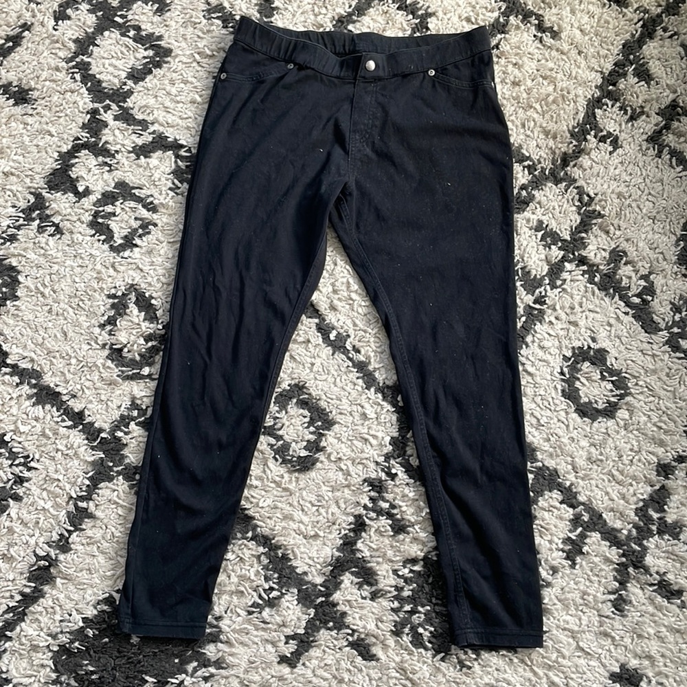 Hue black jeggings